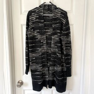 Striped Black and White Women's Sweater